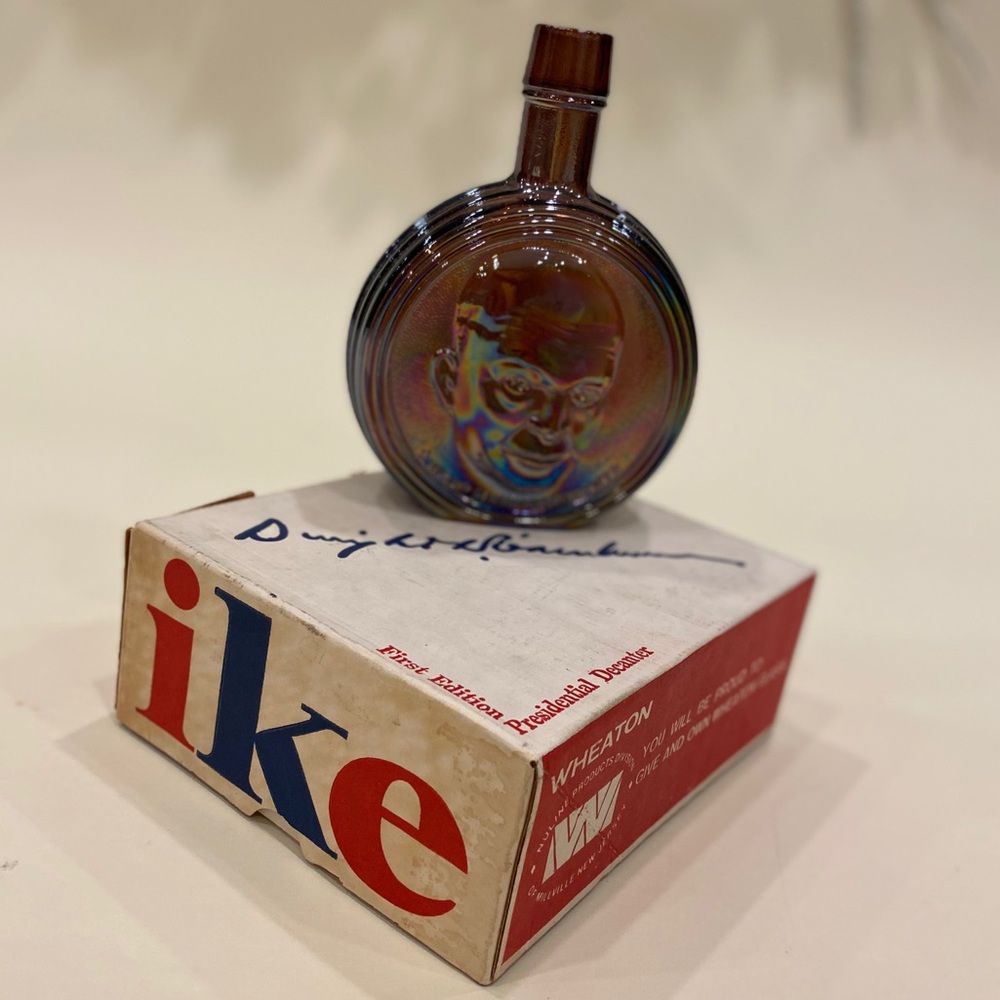 COLLECTIBLE DWIGHT DAVID EISENHOWER IKE DECANTER